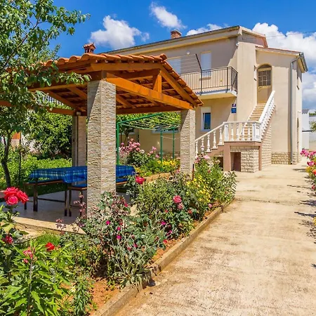 Apartment With A Parking Space - 22794